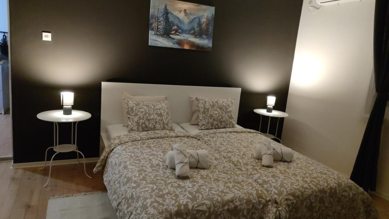 4 Stars Apartments Near Airport Велика-Горица Экстерьер фото