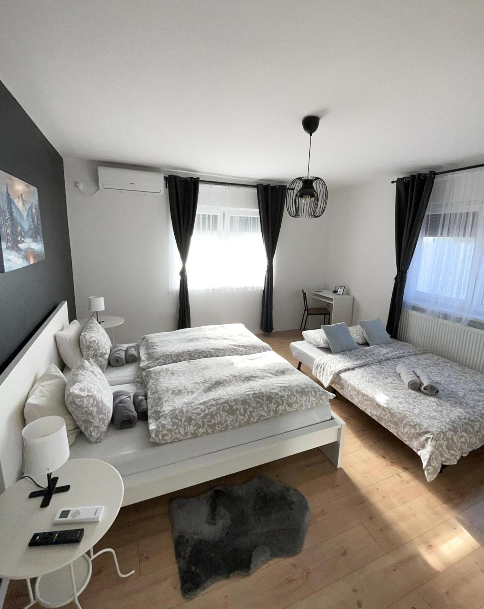 4 Stars Apartments Near Airport Велика-Горица Экстерьер фото